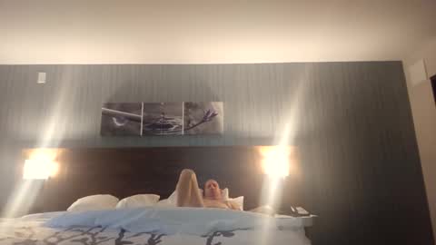 Snapshot of ark_angel_sexy_oxoxox chatting on December 1, 9:39 pm ark_angel_sexy_oxoxox online show from December 1, 9:39 pm