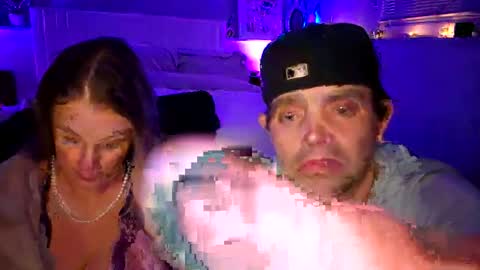 Nutter Butter online show from November 5, 6:59 am