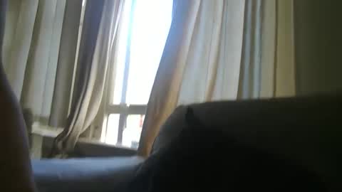 armandoueeal online show from March 14, 12:31 pm