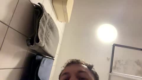 armyskater32 online show from November 17, 8:55 pm