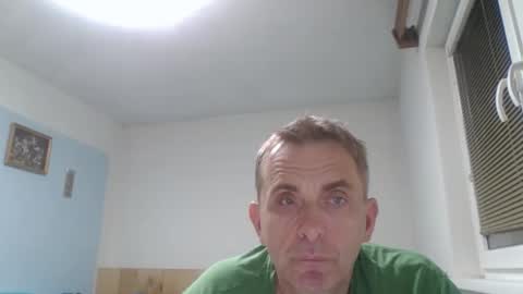 Snapshot of aromannn chatting on September 9, 5:35 pm aromannn online show from September 9, 5:35 pm