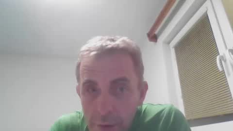 Snapshot of aromannn chatting on December 1, 5:26 pm aromannn online show from December 1, 5:26 pm