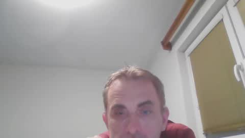 Snapshot of aromannn chatting on December 3, 4:33 pm aromannn online show from December 3, 4:33 pm