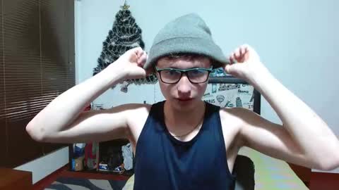 Aaron online show from January 3, 6:03 pm