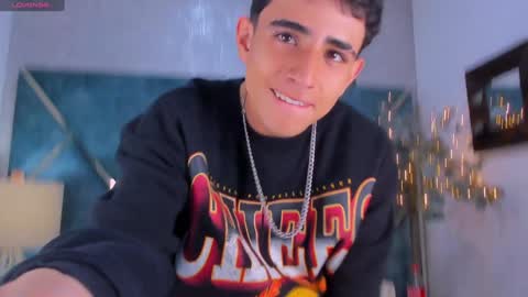 Aron Falcon online show from December 24, 4:00 am