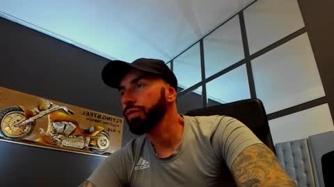 AronGrant online show from November 30, 11:06 am