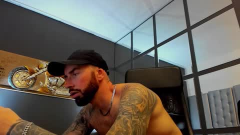 AronGrant online show from October 31, 11:32 am