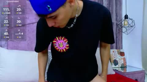 Arontawers online show from April 19, 7:27 pm