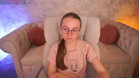 arrinawair online show from September 19, 7:23 am