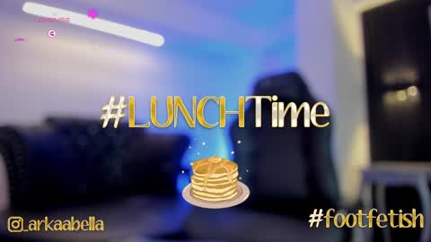    online show from March 4, 9:11 pm