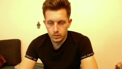 arromwilliam90 online show from February 9, 8:34 pm