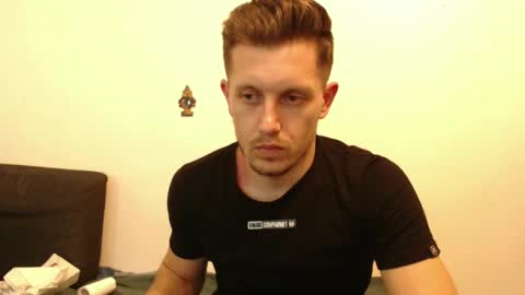 arromwilliam90 online show from January 19, 8:30 pm