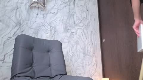 Snapshot of arteemiis chatting on October 16, 12:16 pm online show from October 16, 12:16 pm