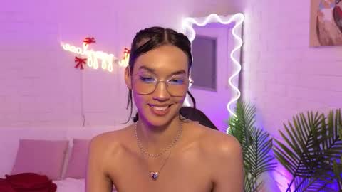 artemiss_tay online show from December 20, 7:43 pm