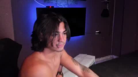 I AM HERE online show from August 7, 11:14 pm