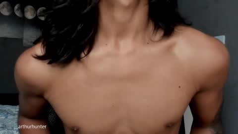 I AM HERE online show from December 18, 7:04 am