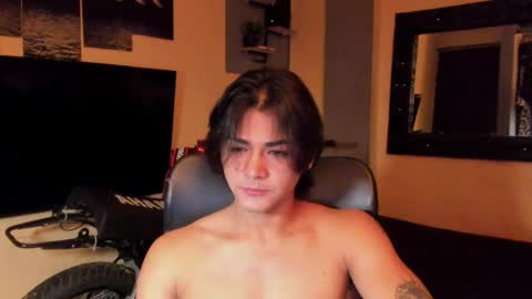 I AM HERE online show from April 5, 1:46 am