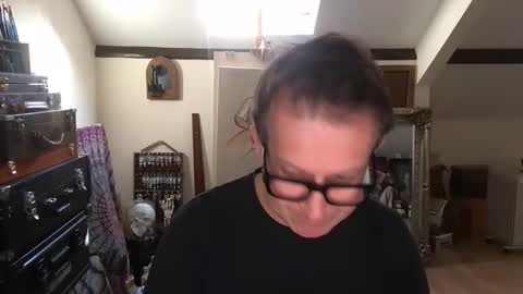 artisterotic online show from October 28, 9:54 am