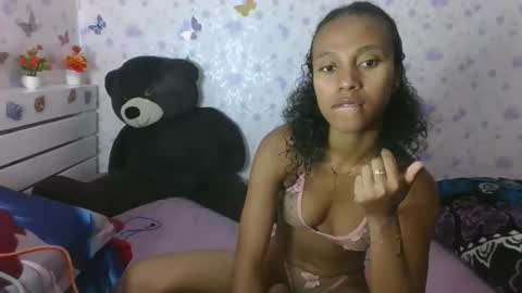 artsloveyou online show from April 19, 6:58 am