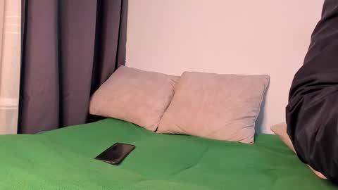 arturguy01 online show from March 12, 12:53 am