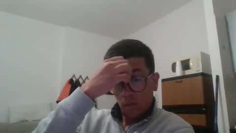 arturpaulval online show from March 24, 6:25 pm