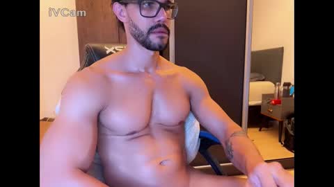 Arthur Villasboas online show from October 31, 11:27 pm