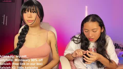 Ariana and Kelsieh online show from February 5, 10:33 pm