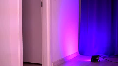 Lunaa  online show from October 29, 7:36 pm