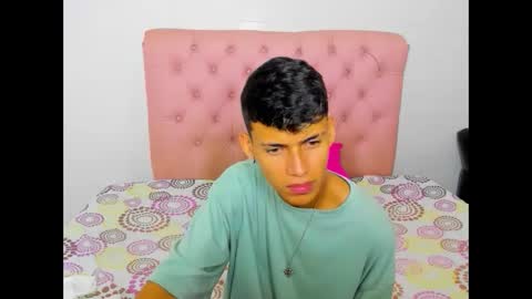 Snapshot of asbeell_grigory chatting on October 9, 8:58 pm asbeell grigory online show from October 9, 8:58 pm