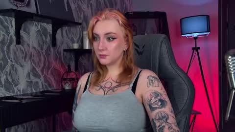 AshleyAshe  online show from April 19, 3:07 am