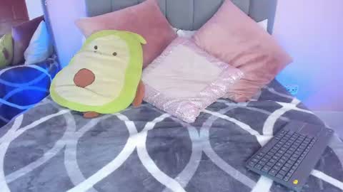 Ashely online show from July 17, 6:54 pm