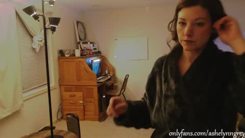 Ashelynn Grey online show from February 15, 8:54 am