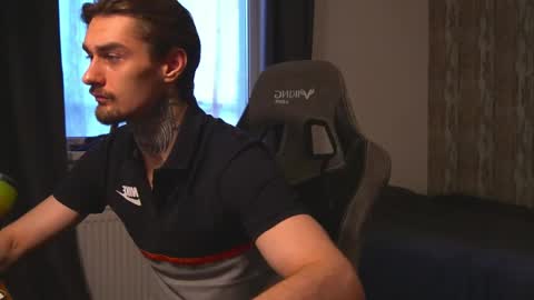 Jerk Machine online show from June 1, 11:22 am