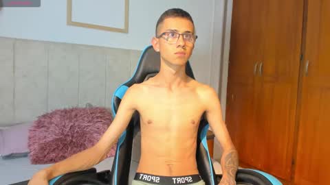   Asher  online show from January 5, 9:18 pm