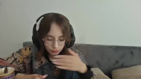 Leyla online show from July 12, 12:08 pm