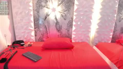 ashley_7777 online show from October 16, 4:28 pm