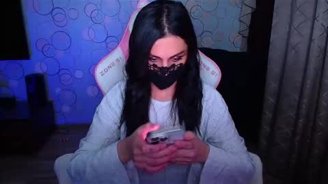   Yasmina   online show from November 7, 9:56 am