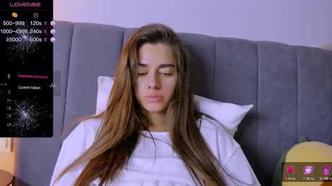 Ashley online show from November 8, 7:06 pm