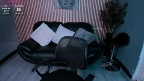 Ashley online show from March 10, 10:13 pm