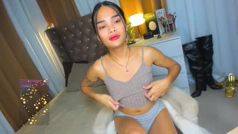 Snapshot of ashleyfuckinghash chatting on October 22, 9:23 am ashleyfuckinghash online show from October 22, 9:23 am