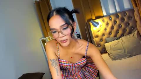 Snapshot of ashleyfuckinghash chatting on September 9, 4:23 am ashleyfuckinghash online show from September 9, 4:23 am