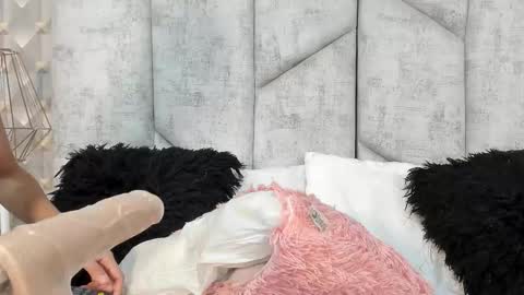 AshleyHill online show from December 20, 5:36 am