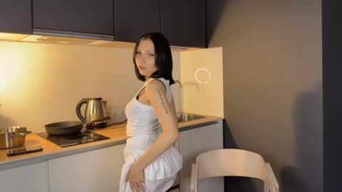 Ashley online show from October 29, 9:48 pm