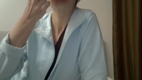 Ashley online show from January 19, 7:18 am