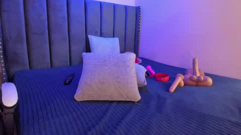 ashlye_miller_ online show from February 15, 5:21 am