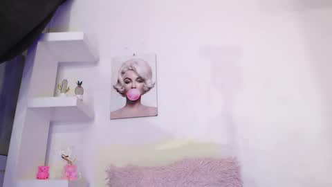  Ashly online show from March 4, 7:11 pm