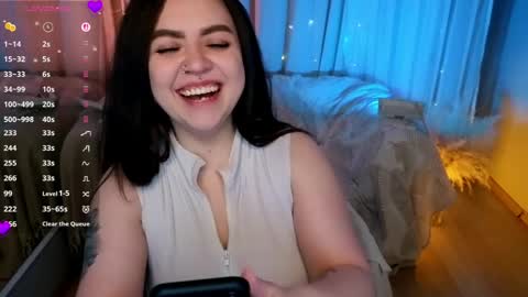 Your girlfriend online show from April 4, 12:17 am