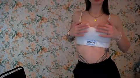 asia_n_ online show from February 26, 10:27 am