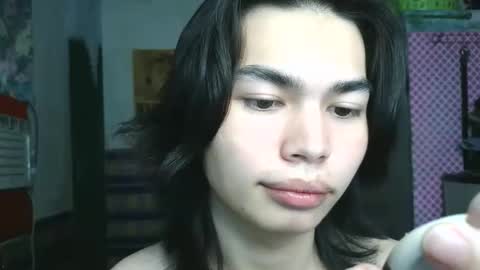 asian_babyboi online show from February 24, 1:36 pm