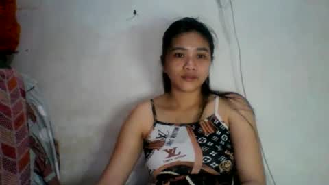 Snapshot of asian_hornypussy chatting on January 18, 6:24 am asian_hornypussy online show from January 18, 6:24 am